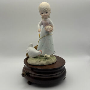 Girls The Christopher Collection Figurine One Size White Pink